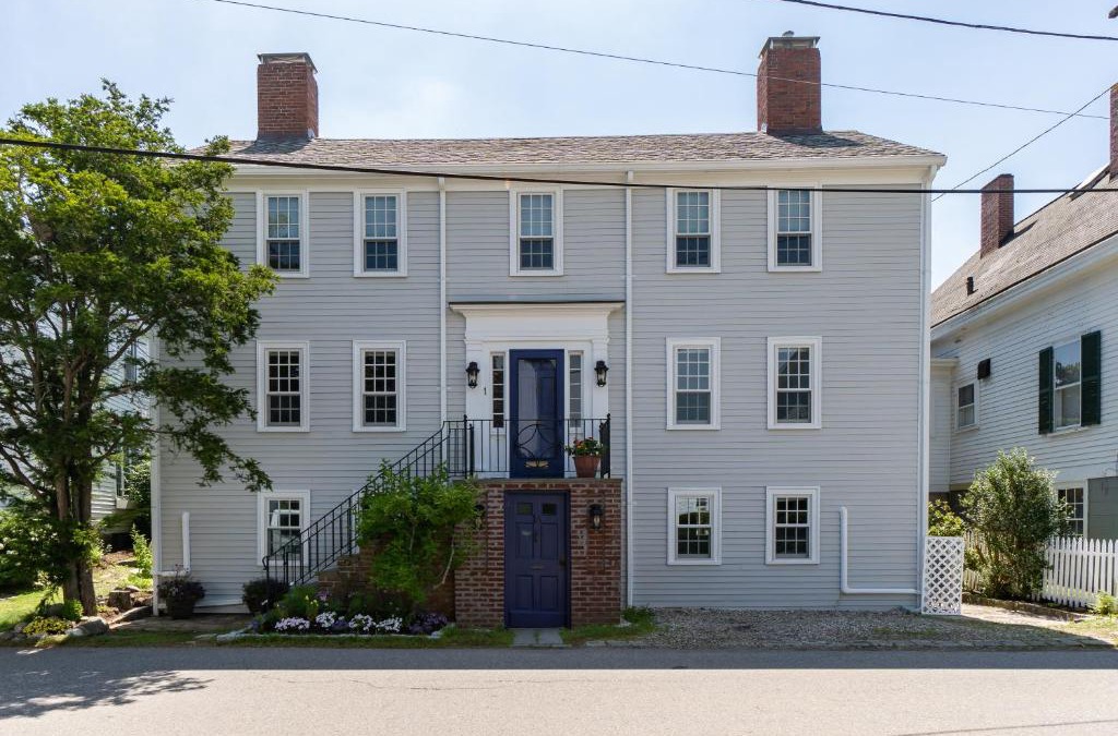 Rockport Apartment | Olde New House