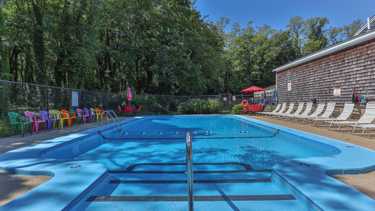 Orleans Hotel | Olde Tavern Motel And Inn