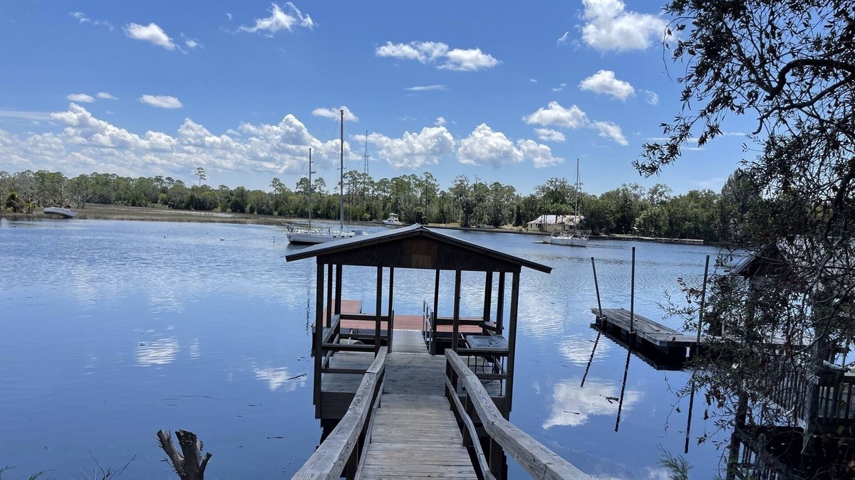 Steinhatchee Cabin | Ole Hickory