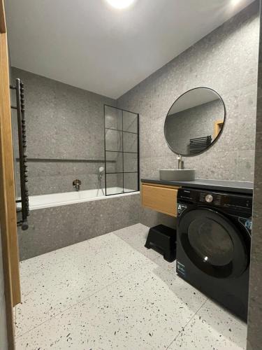 Nitra Apartment | Olive by Bytko
