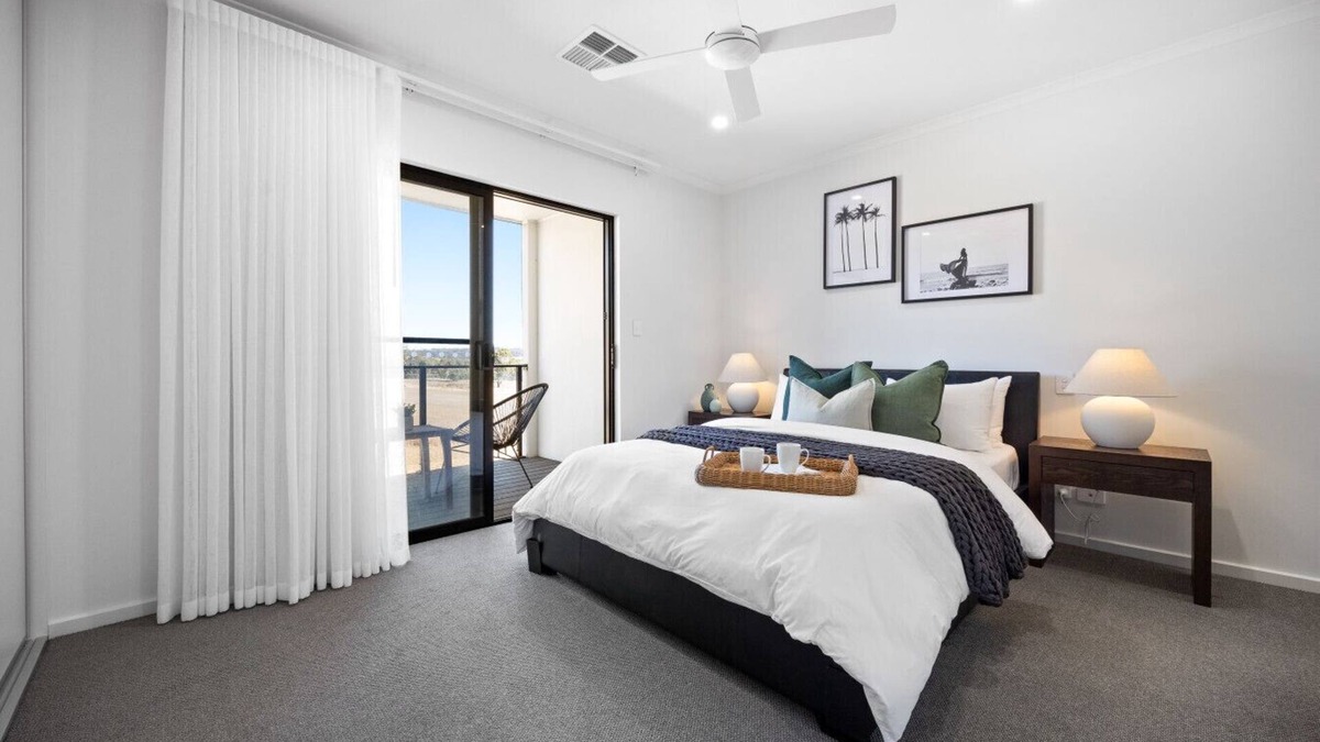 Mount Barker House | Olive Lane @ Mount Barker - Workspace, Wi-Fi