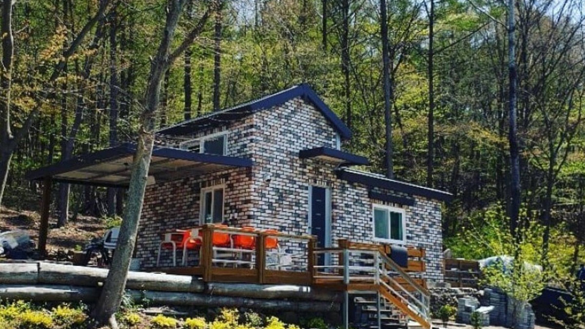 Wanju House | Olive Wanju Pension