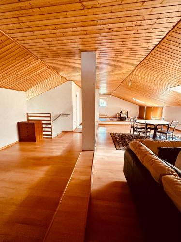 Santa Maria da Feira Apartment | Oliveira Guest House