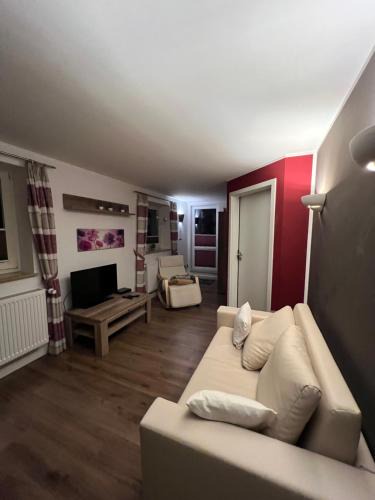 Untervalme Apartment | Oliver