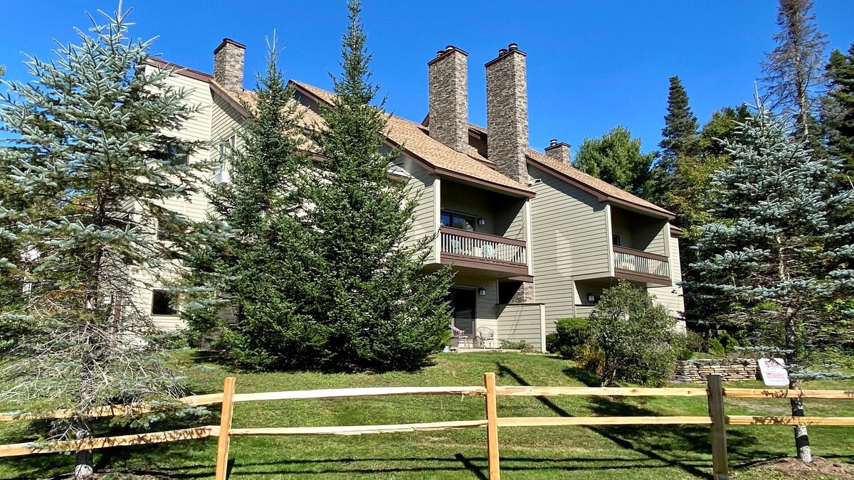 Lake Placid Condo | Olympic Condo - Whiteface Club Resort - Views - Jackrabbit Trail - STR 200356