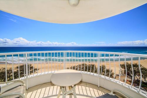 Surfers Paradise Apartment | Olympus Beachfront Apartments