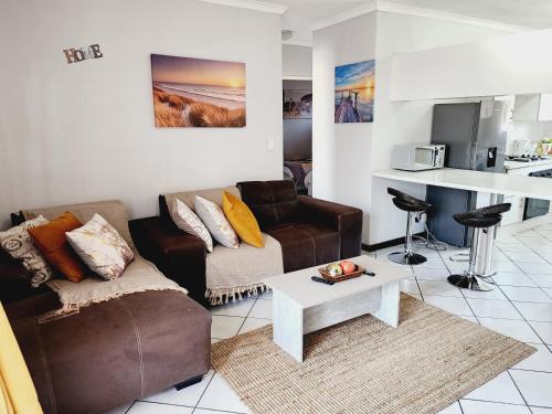 Faerie Glen Apartment | Olympus Side