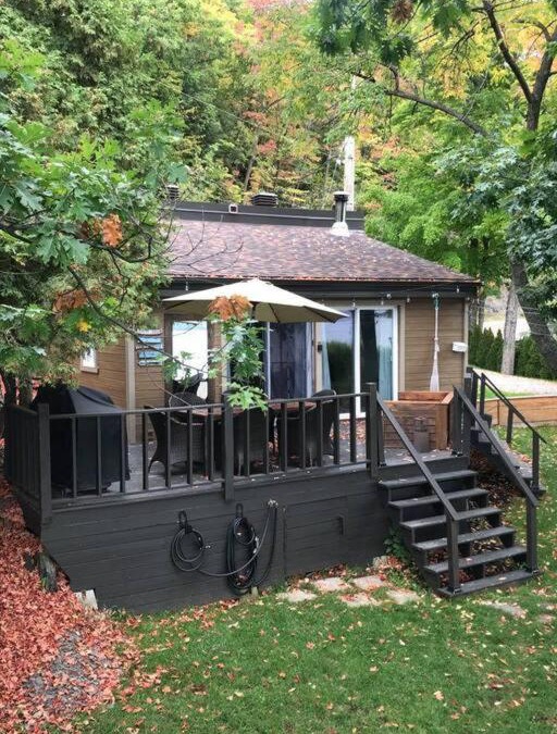 Saint-Laurent-de-l'ile d'Orleans Ski Chalet | Om chalet 2 avec spa et foyer bordé du fleuve