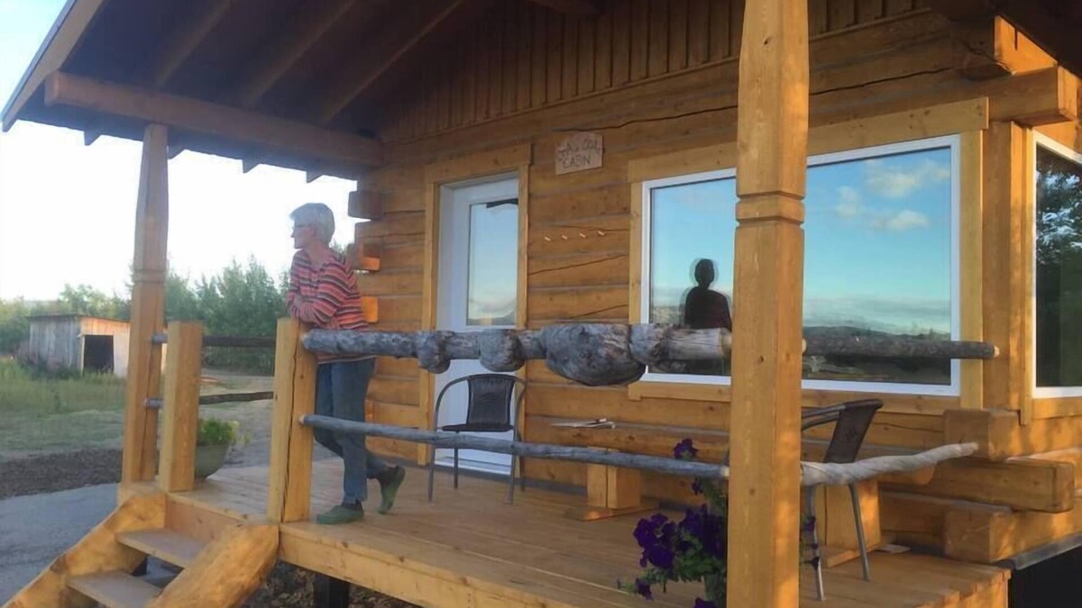 Whitehorse Cabin | Oma and Opa's Northern Lights Cabin