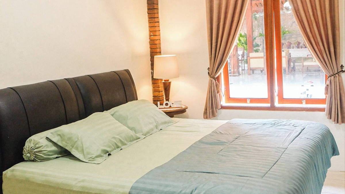 Sewon House | Omah Ralin Family Homestay with Spacious Joglo House