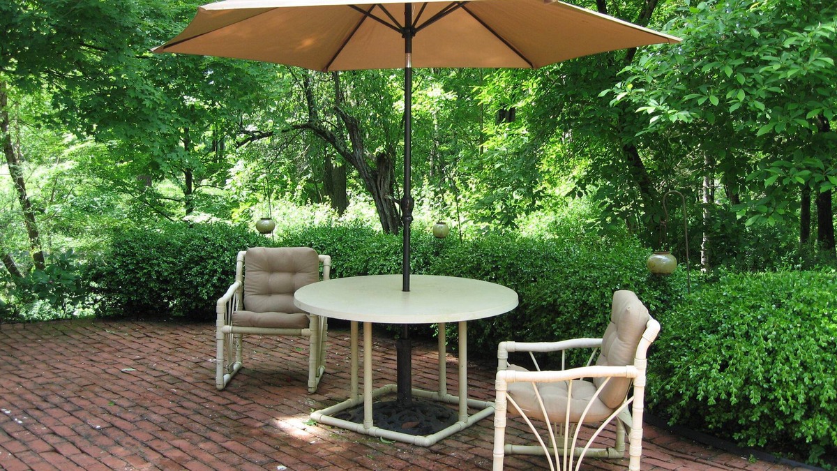 Clinton Corners Bed & Breakfast | Omega special, Sunday night thru Thursday night 5 NIGHT MINIMUM, 3 miles away,