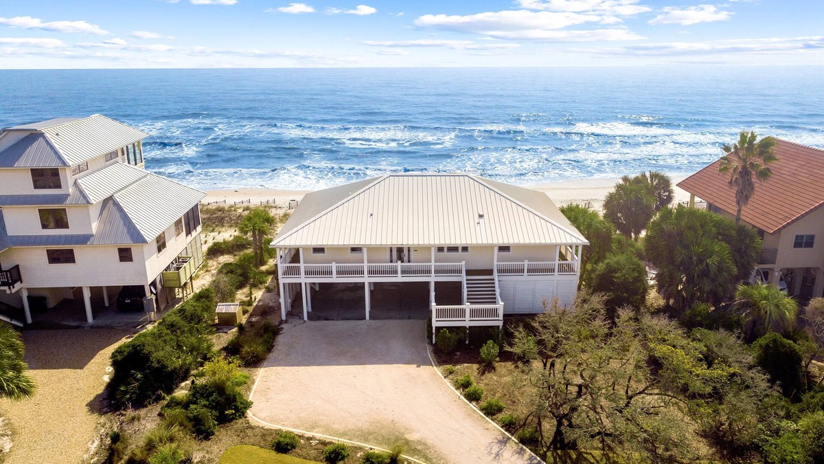 Treasure Beach Village House | OMG By the Sea- 3BR Home in the Plantation- Sleeps 12, Pet Friendly, Beachfront!