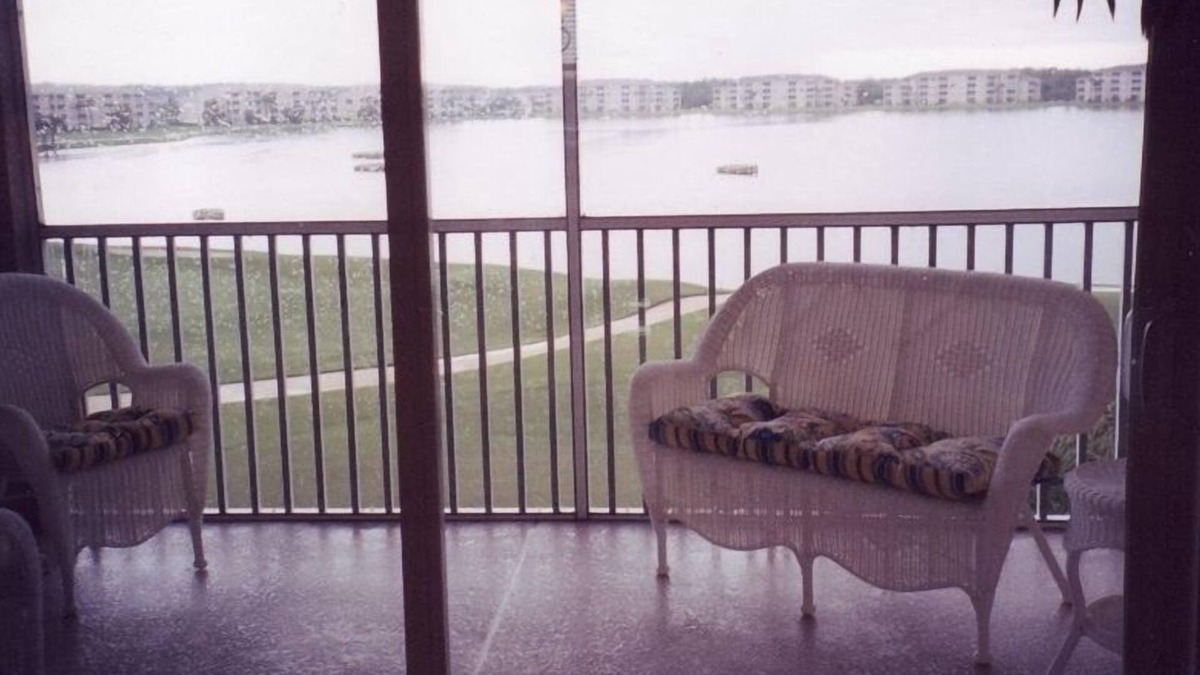 Heritage Palms Condo | On 18th Green Royal - 4th Floor Beautiful Decor - Spectular View & Great Sunset