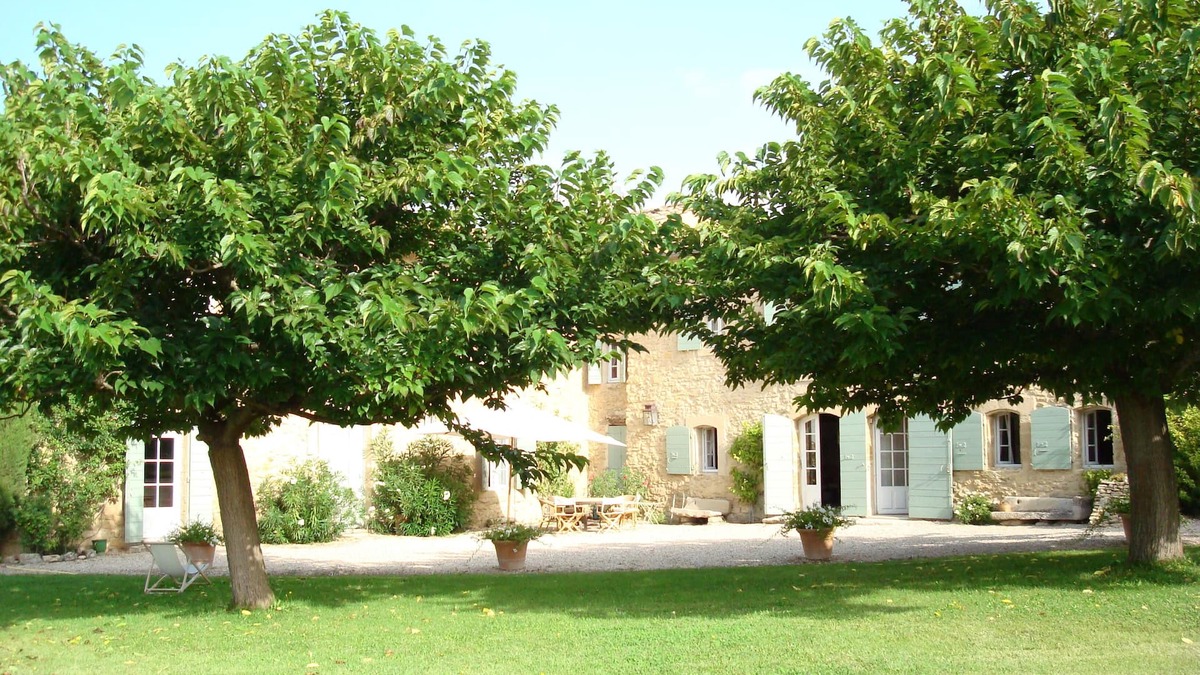 L'Isle-sur-la-Sorgue House | On 2 hectares, air-conditioned Provencal farmhouse in idyllic Provence