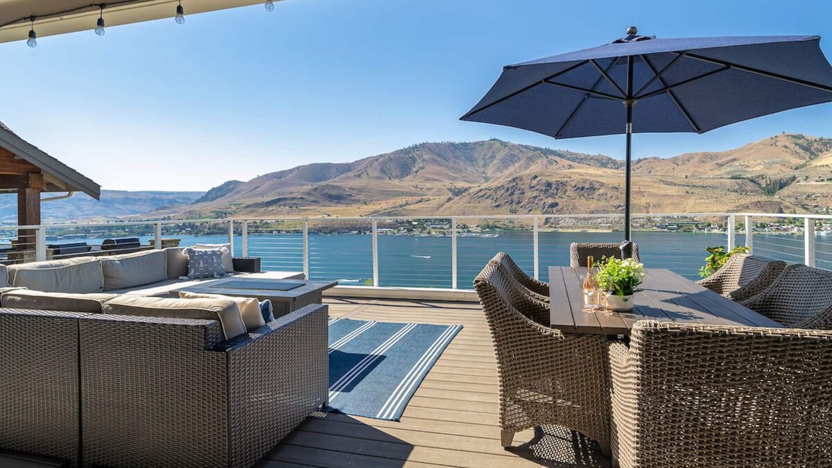 Chelan House | On A Whim at Chelan Lookout Vacation Rentals