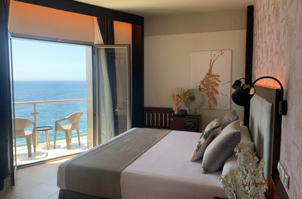 Almunecar Hotel | ON ALETA ROOM designed for adults