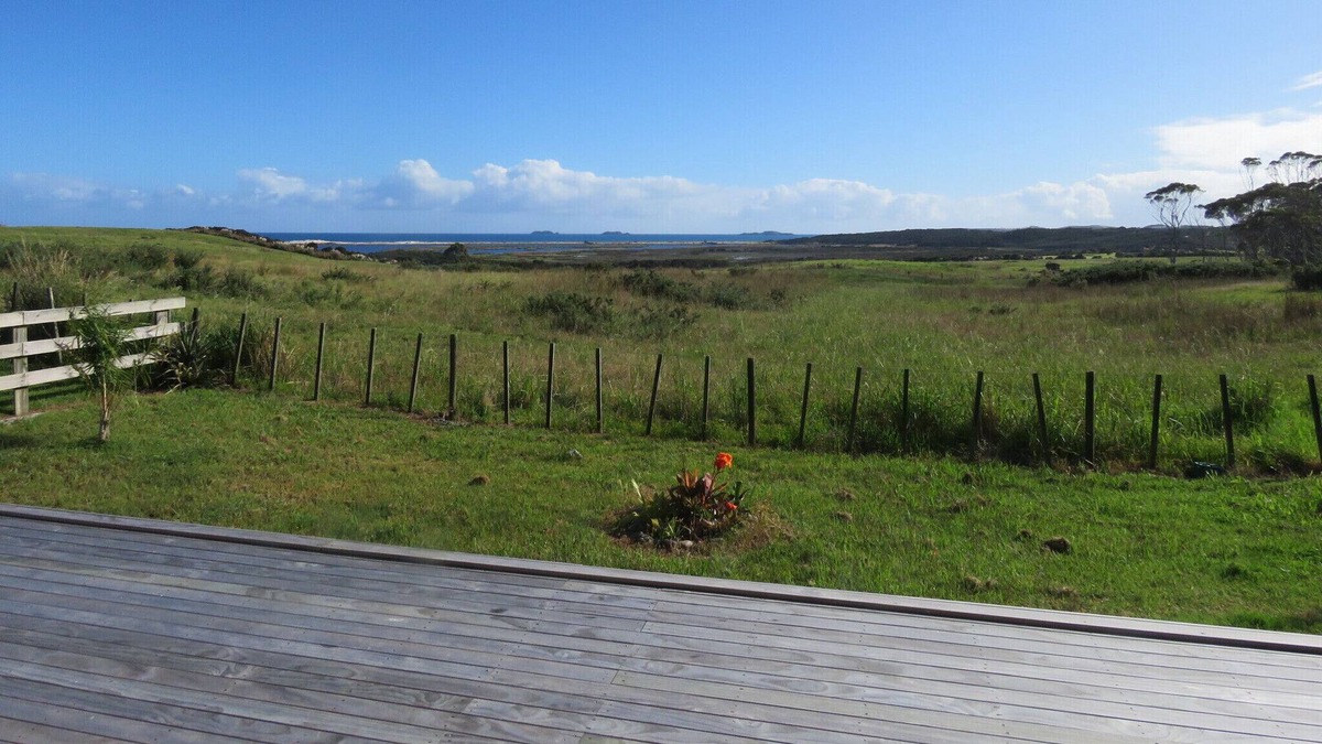 Karkari Peninsula Cabin | On Inland With A View