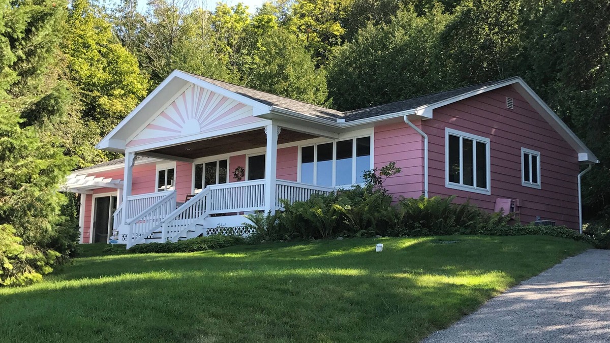Boyne City House | On Lake Charlevoix with Panoramic Views!