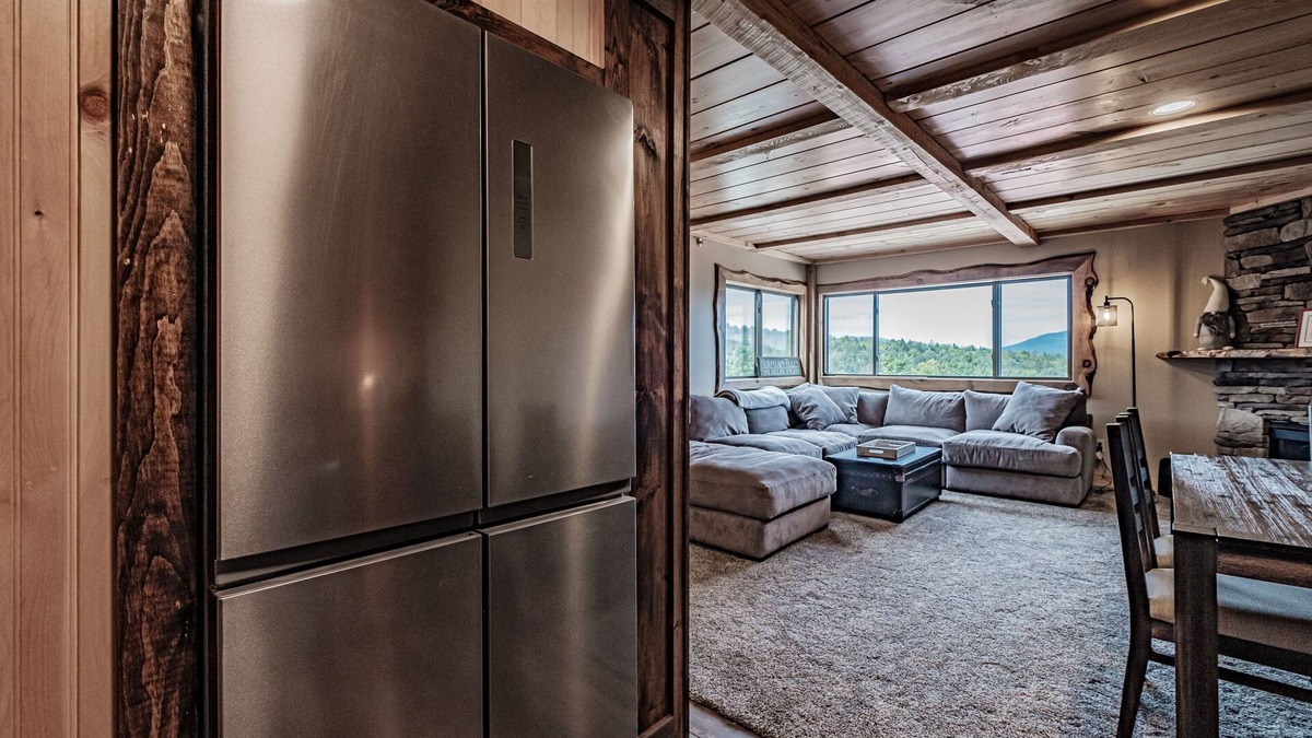Sunday River Area Condo | On Mountain two bedroom unit sleeping 6