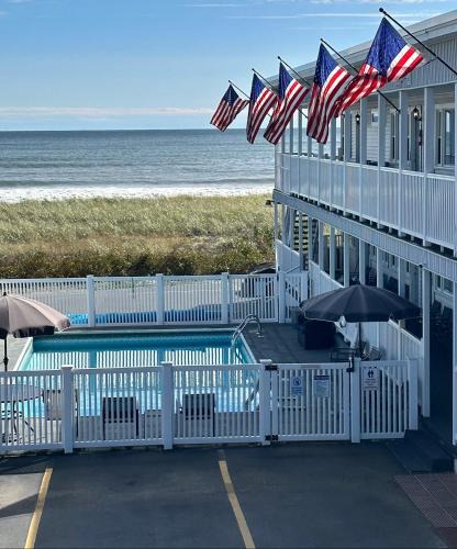 Old Orchard Beach Hotel | On the Beach Motel