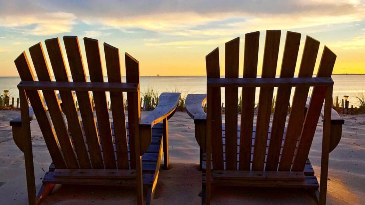 North Truro Cottage | On The Beach! Relax and Unwind at your Private Waterfront Beach Bungalow