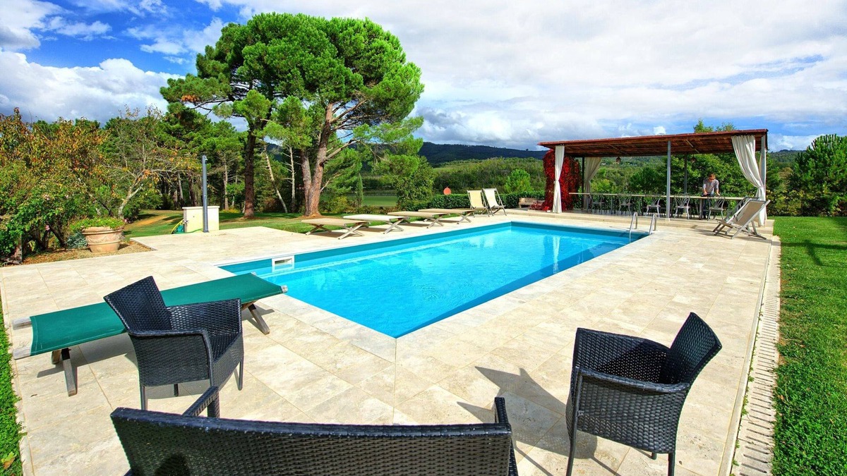 Mondragone House | On the coast of the Tyrrhenian Sea combined