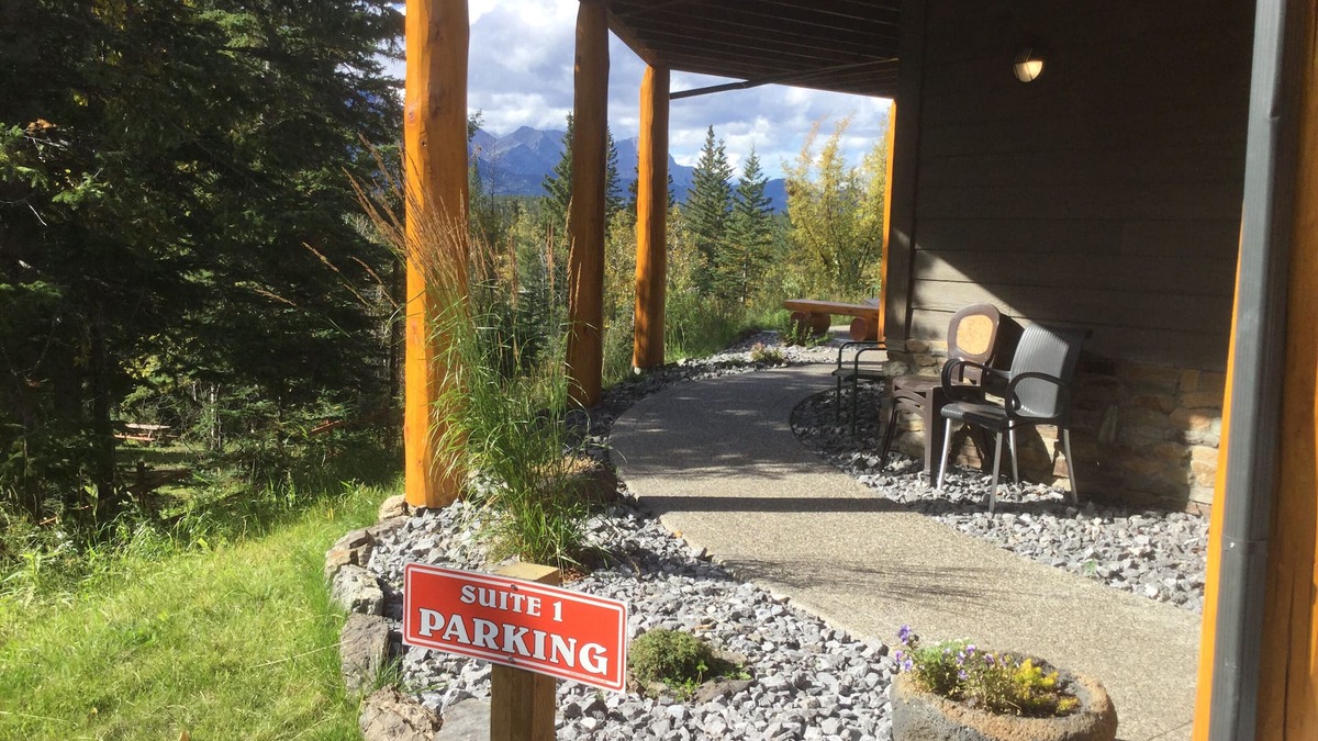 Jasper East House | On The Doorstep To Jasper National Park