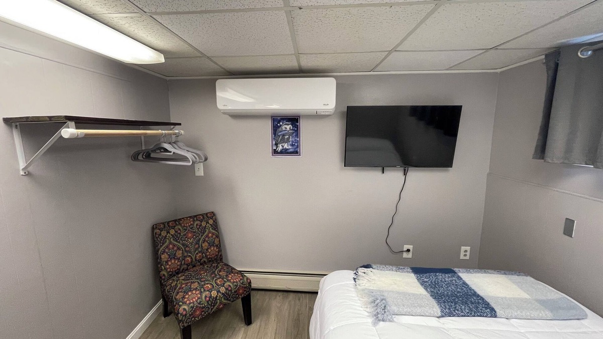 Hartland Apartment | ON THE GO!
