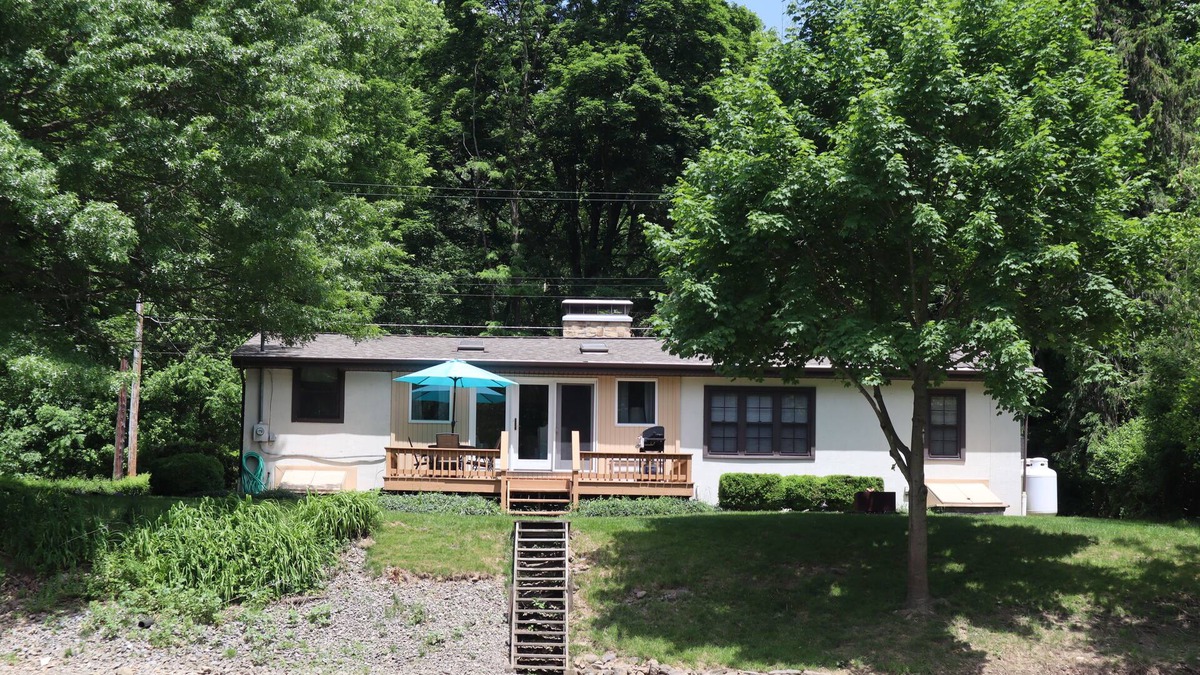 Huntingdon House | ON THE JUNIATA RIVER...FISH, SWIM, KAYAK