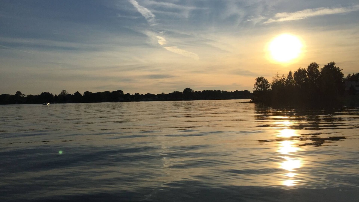Traverse City Cabin | On the Lake! 5178 Silver Shores Resort, Traverse City, MI
