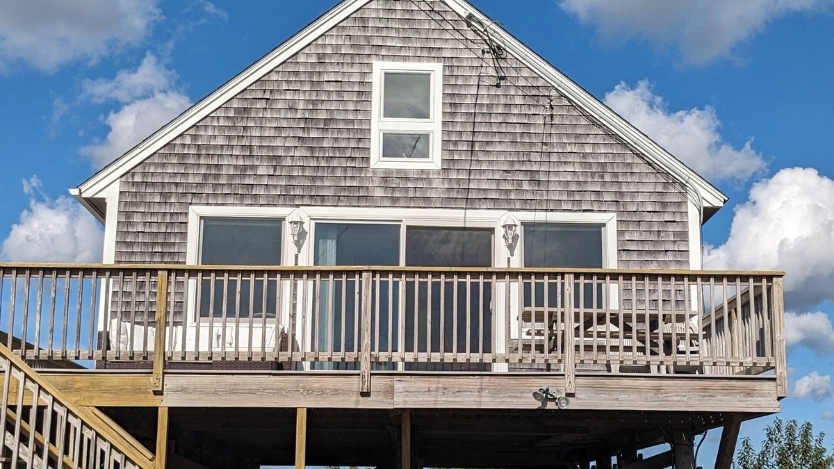 Charlestown Cottage | On the ocean, 3-bedroom cottage in Charlestown, RI
