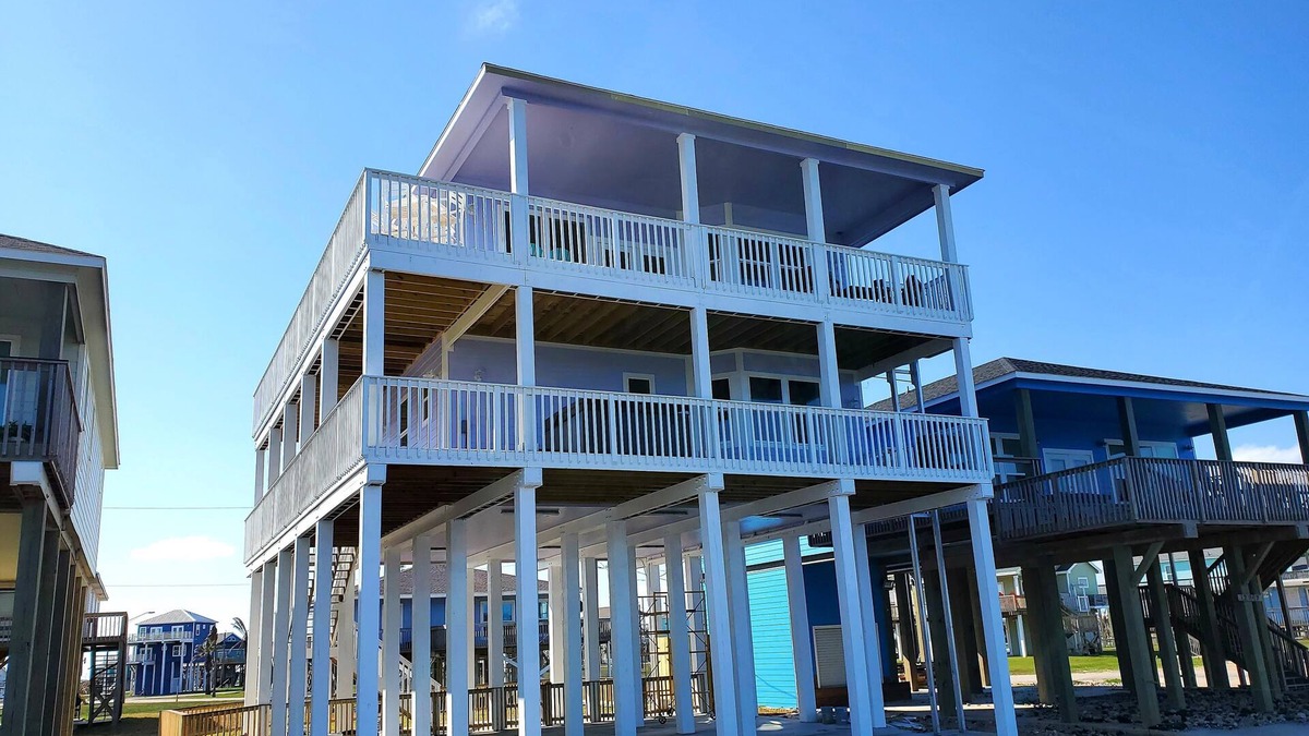 San Luis House | ON THE ROCKS-LUXURY OCEAN FRONT WITH OUTSTANDING UNOBSTRUCTED VIEWS