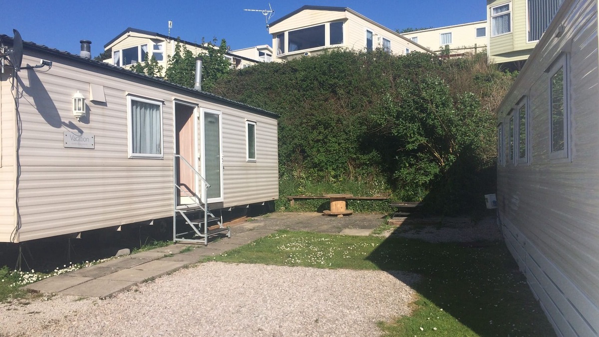 Challaborough House | ON THE SEASIDE, tranquil