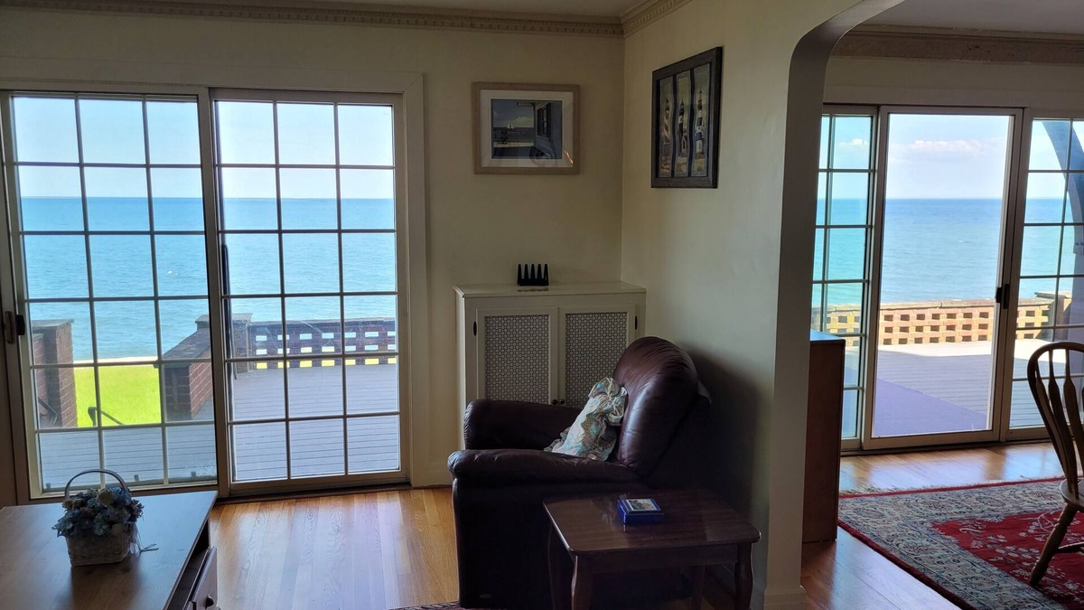 West Haven House | On the Water Spacious Comfortable Historic Home