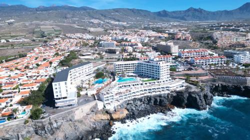 Callao Salvaje Apartment | Ona Pearly Grey