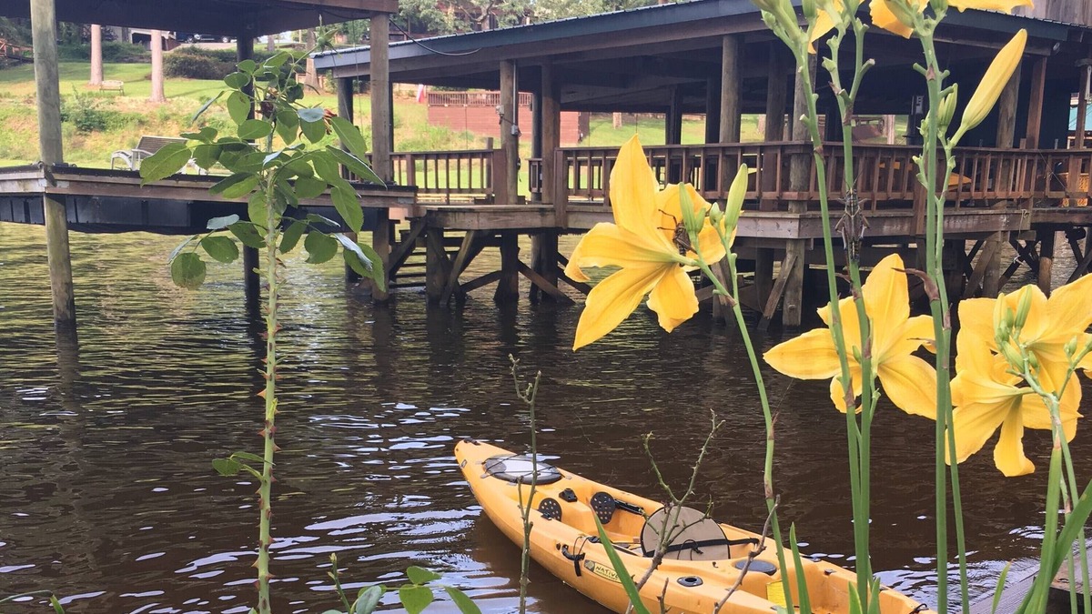 Hemphill House | Once in a Lifetime Toledo Bend