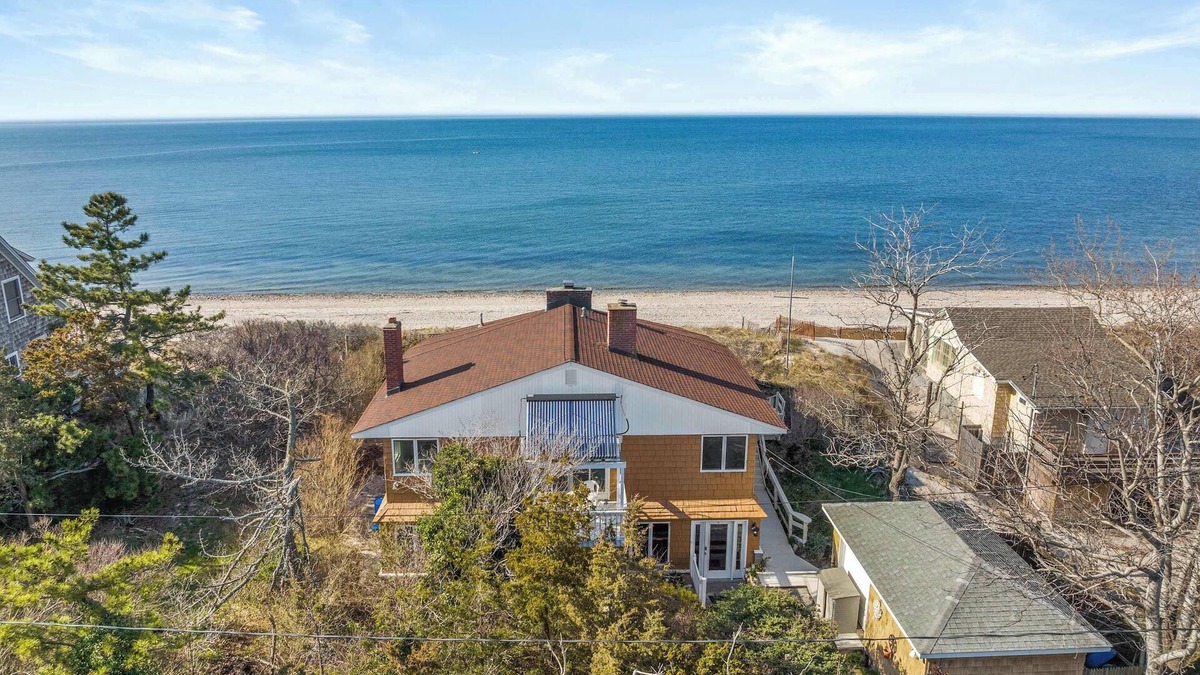 Wading River House | Once Upon a Tide: True Beach House