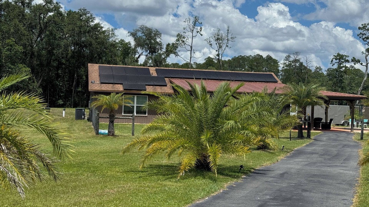 Silver Springs House | Once Upon Our Farm is a 3 bed/2 bath country pool home. Relaxation? Book Now!