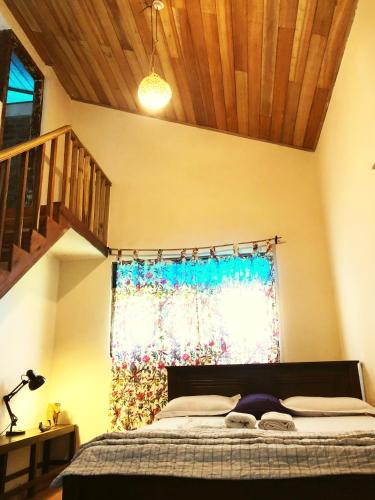 Talalla House | Onchillawa garden accommodation