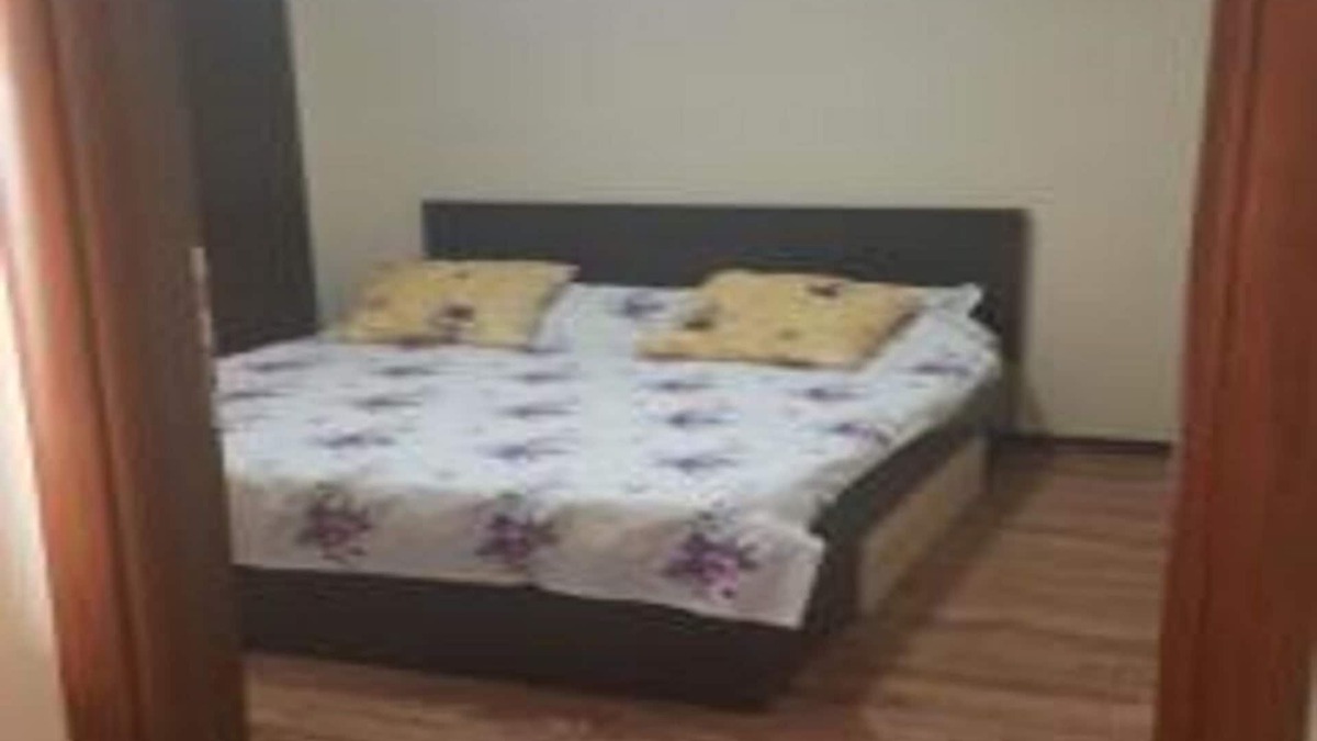 Curtea De Arges Apartment | ONE BEDROOM APARTMENT