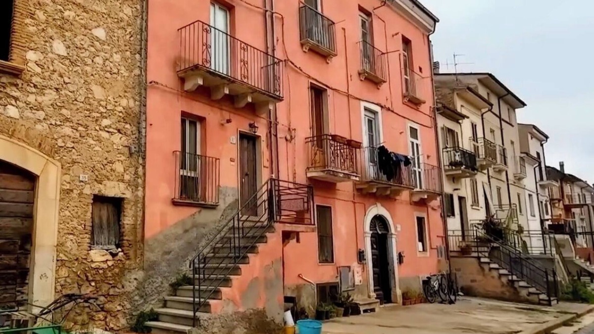 Raiano Apartment | One Bedroom Apartment in Beautiful Raiano!