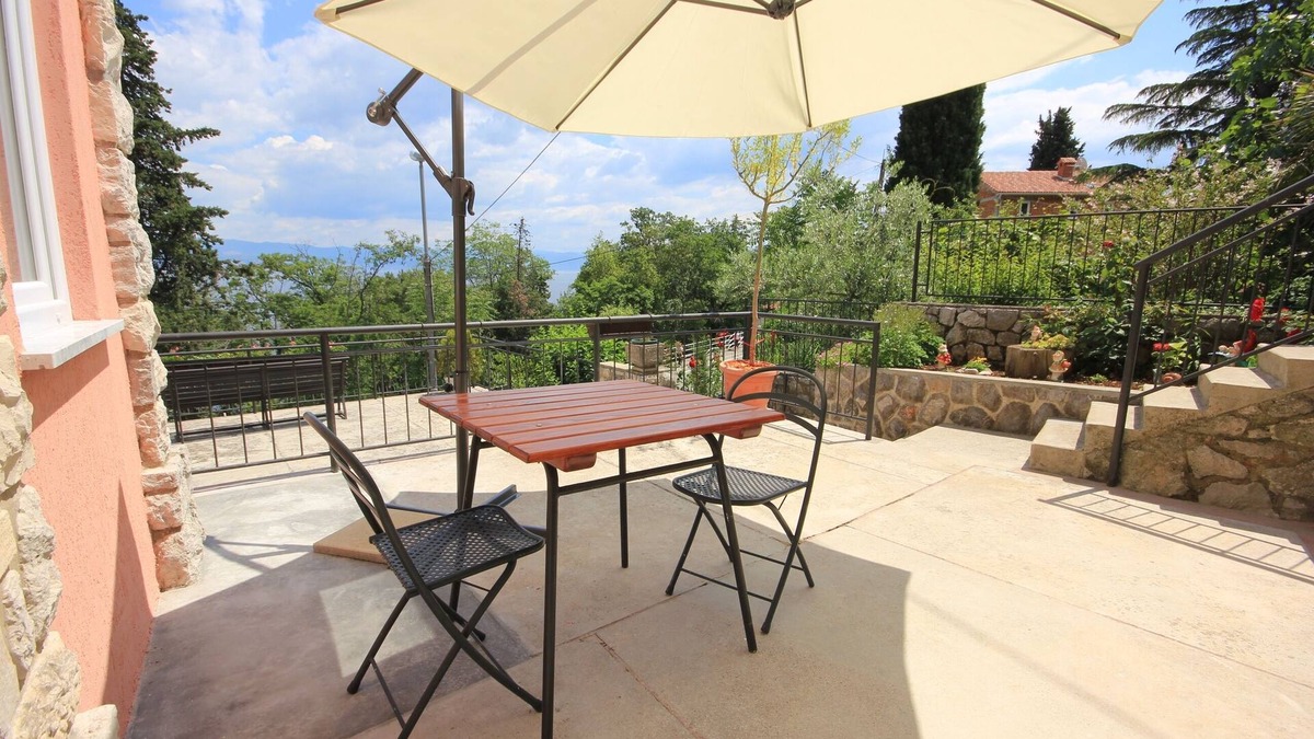 Medveja Apartment | One bedroom apartment with terrace and sea view Medveja, Opatija (A-2305-c)