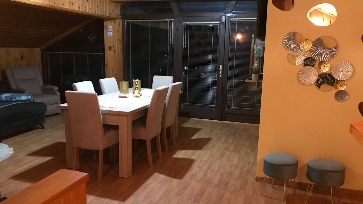Mace Apartment | One bedroom apartment with terrace Veliki Komor, Zagorje (A-23213-a)