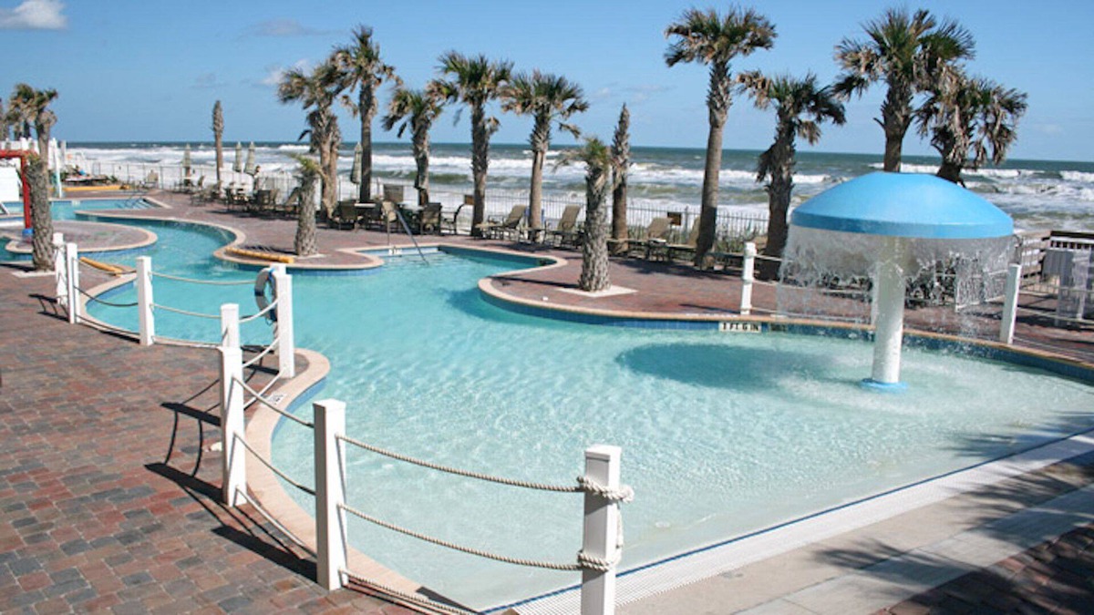 Bostroms Condo | One Bedroom at The Cove on Ormond Beach in Florida-Ocean Front Property!
