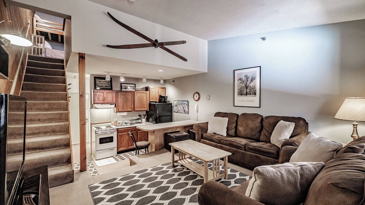 Sunday River Area Condo | One bedroom Cascades C-4, sleeping 8