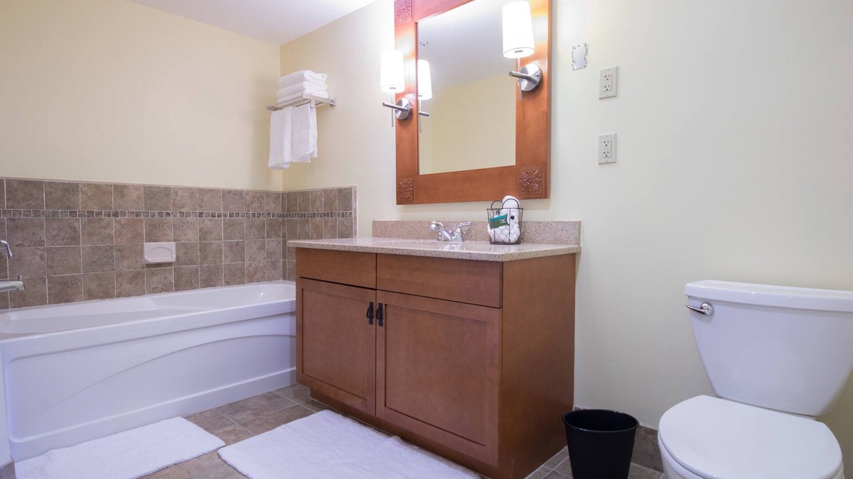 Vernon House | One bedroom Condo Suite at the Appalachian Resort