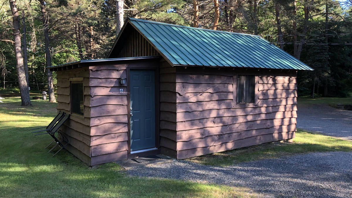 Ray Brook Cottage | One bedroom cottage - Family owned/operated since 1923.