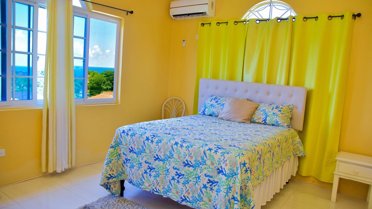 Boscobel House | one bedroom cozy and quiet neighborhood 10min from ocho rios town