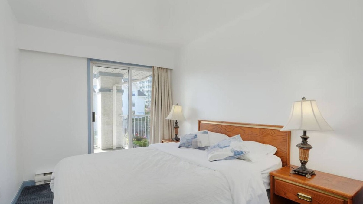 Inner Harbour Apartment | One-Bedroom Cozy Suite