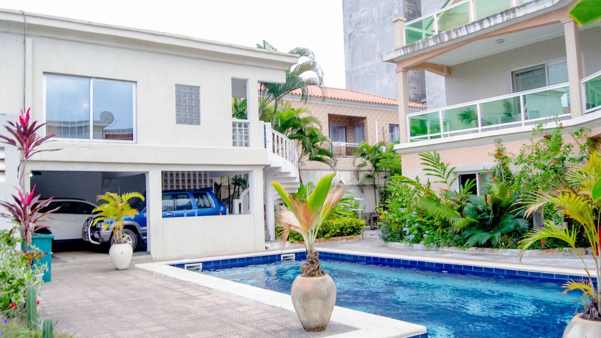 Pointe-Noire Apartment | ONE BEDROOM FLAT IN DOWNTOWN NEAR THE SEA